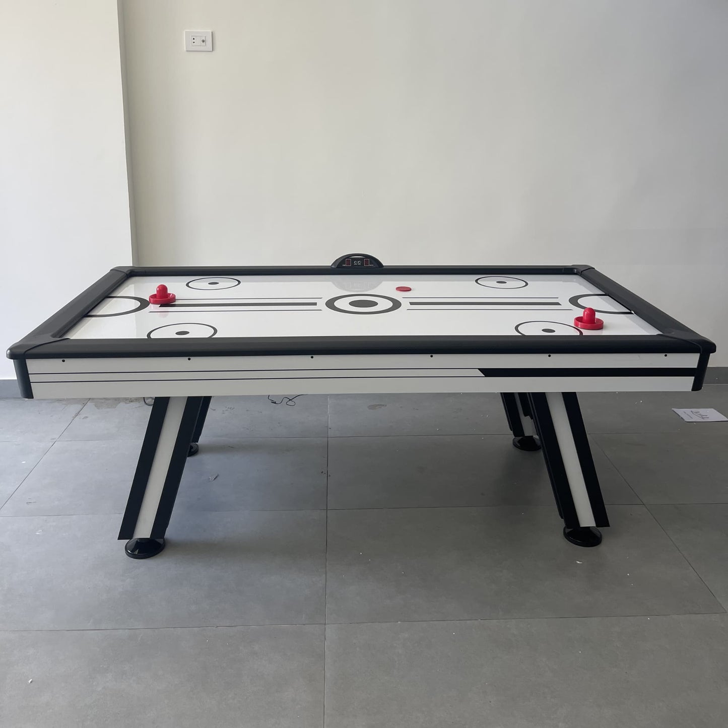 7FT Air Hockey Table – Electronic Scoreboard