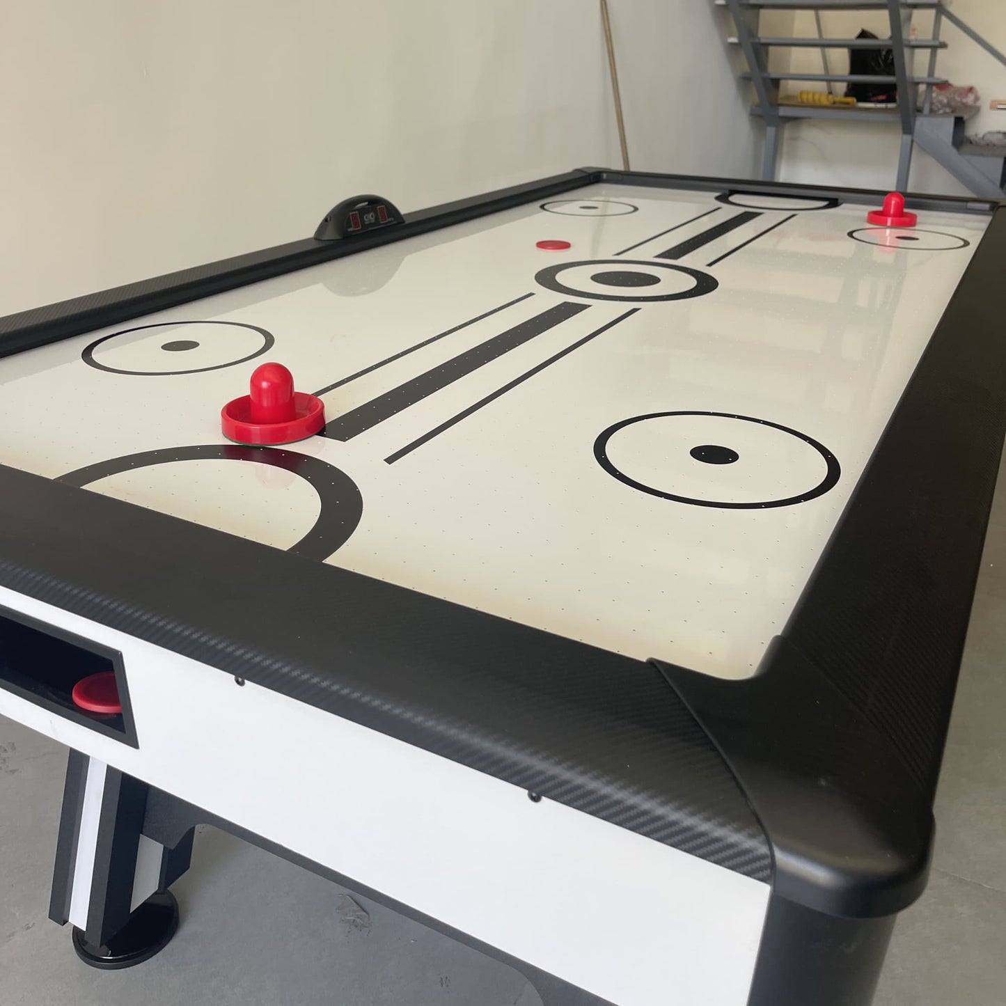7FT Air Hockey Table – Electronic Scoreboard