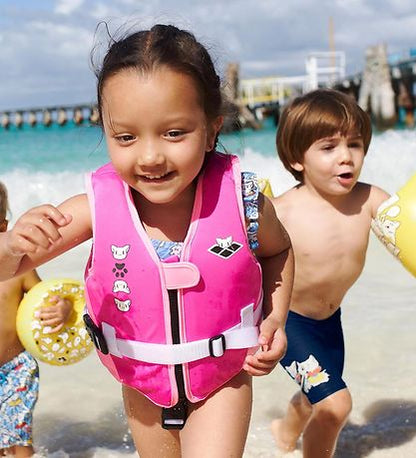 Arena Friends Swim Vest – Fuchsia